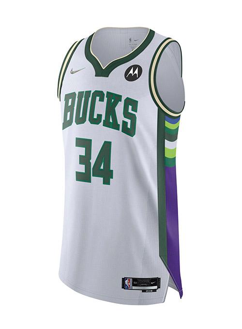 Camiseta Milwaukee Bucks City 2021/2022 vista sobre fondo blanco